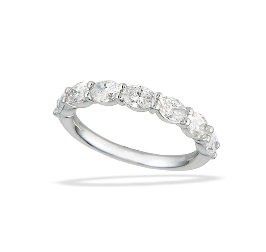 14K 1.27 carat Oval-Shaped Diamond Band