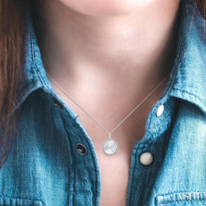 Silver Round Shape Fluted Medallion Diamond Pendant